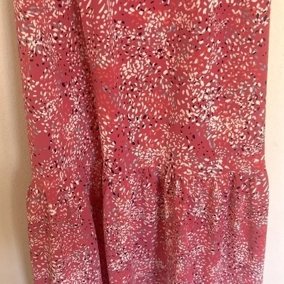 Banana Republic Knit Flounce Shift Dress - Picture 6 of 8